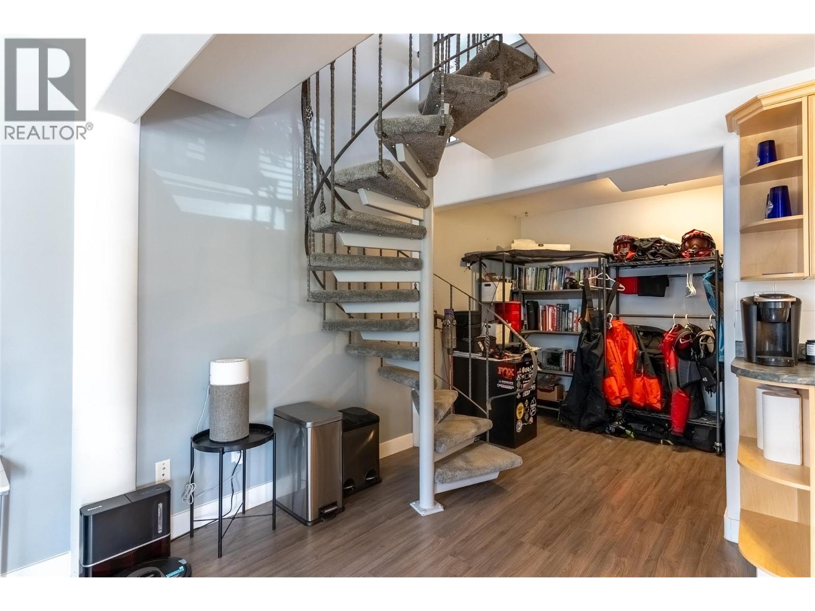 450 Opal Drive, Logan Lake, British Columbia  V0K 1W0 - Photo 9 - 10377985