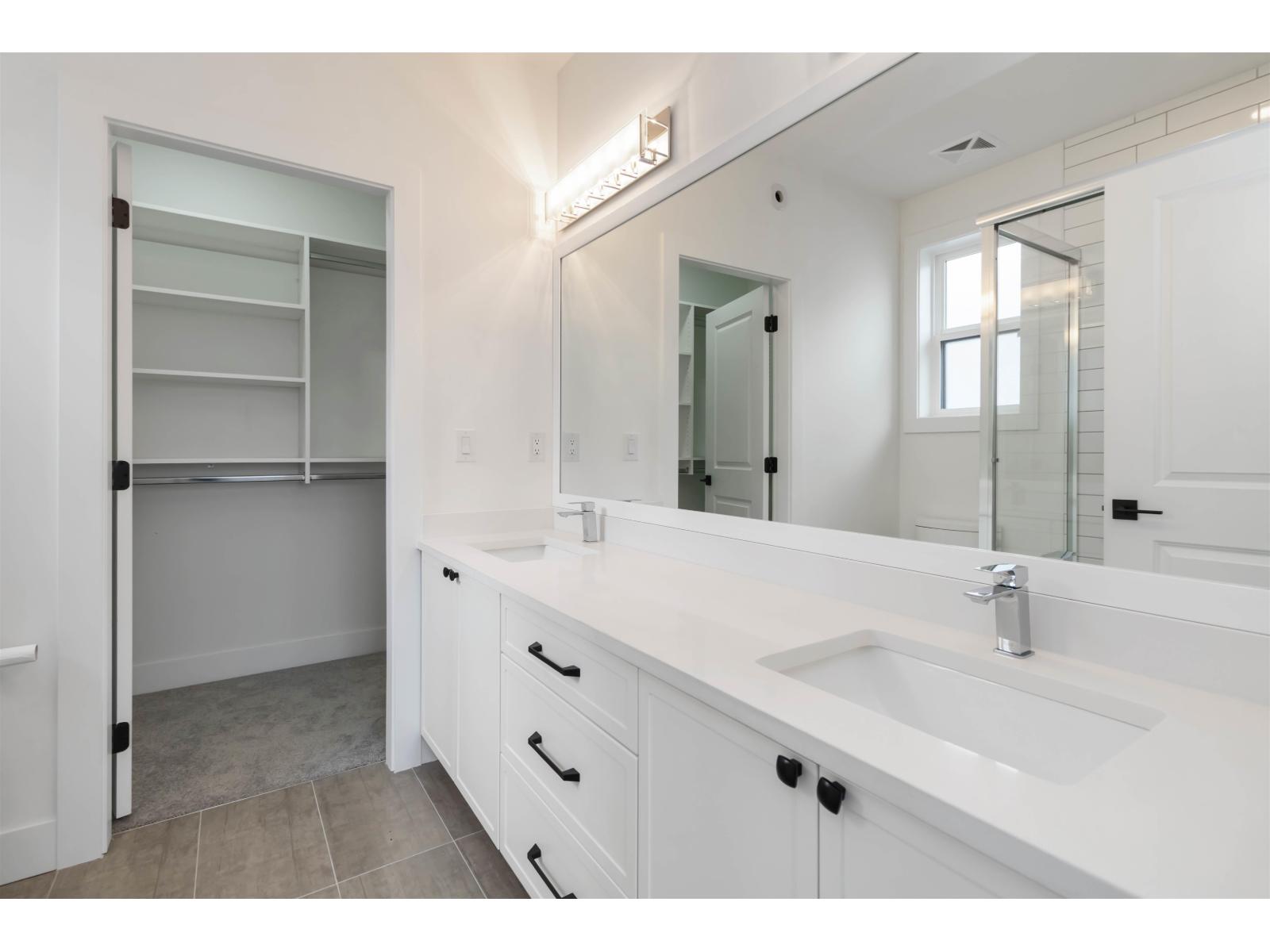 10 32970 Tunbridge Avenue, Mission, British Columbia  V2V 6X9 - Photo 22 - R3095193