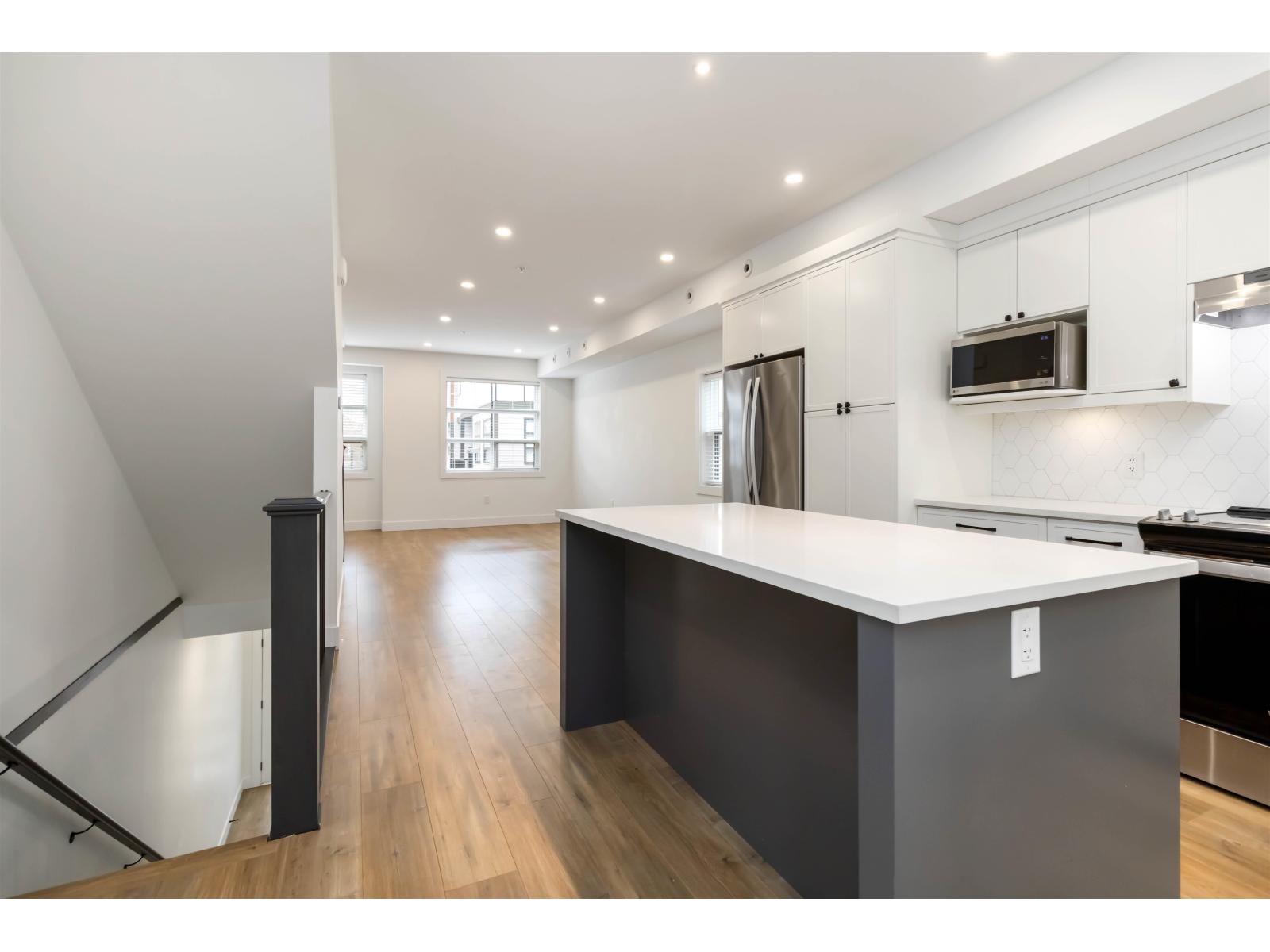 10 32970 Tunbridge Avenue, Mission, British Columbia  V2V 6X9 - Photo 6 - R3095193