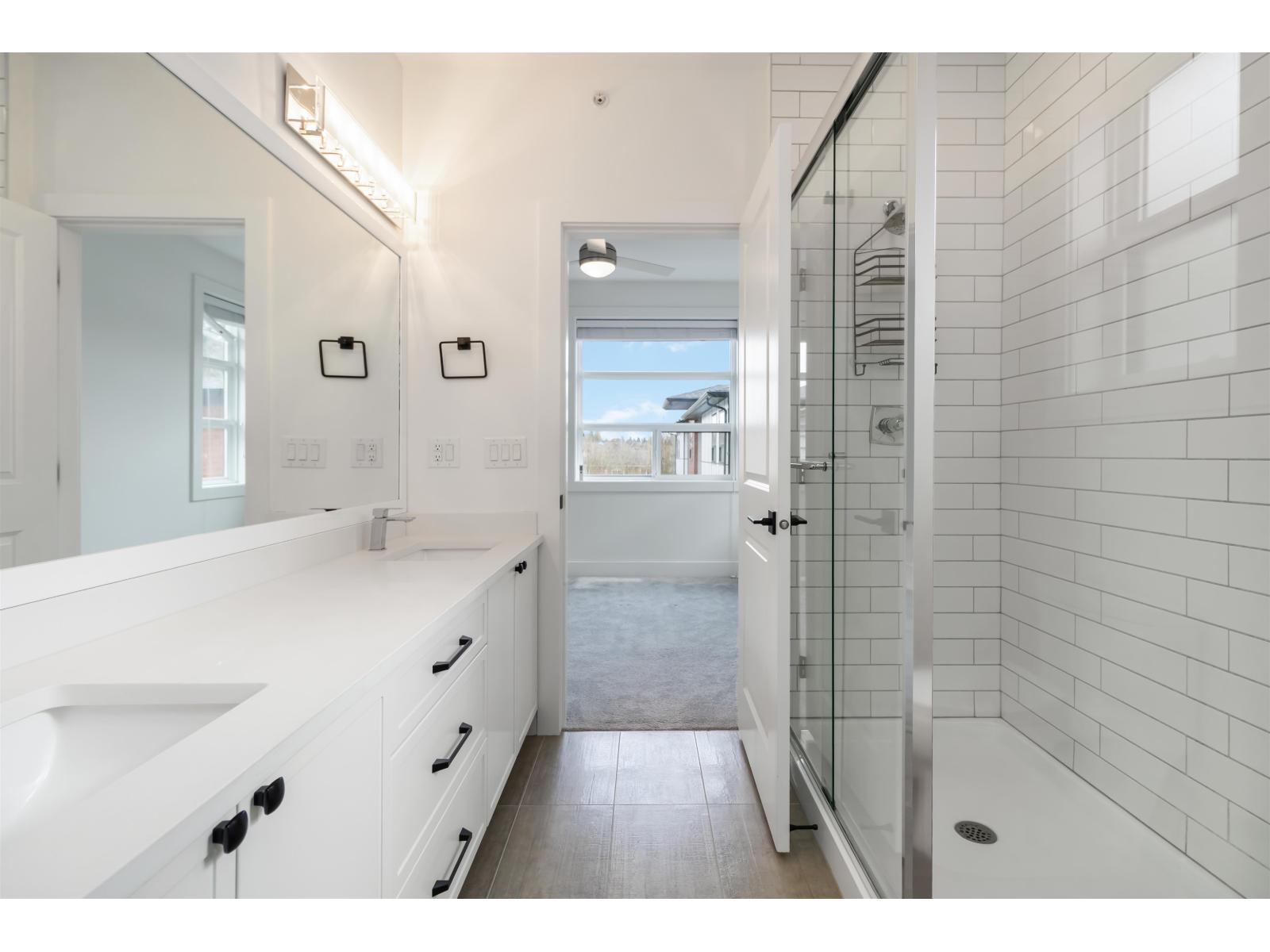 10 32970 Tunbridge Avenue, Mission, British Columbia  V2V 6X9 - Photo 24 - R3095193