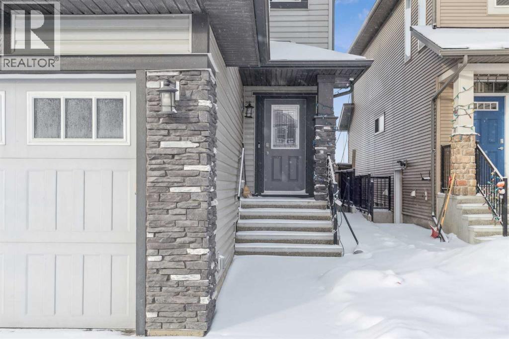 352 Skyview Shores Manor Ne, Calgary, Alberta  T3N 0E4 - Photo 2 - A2289012