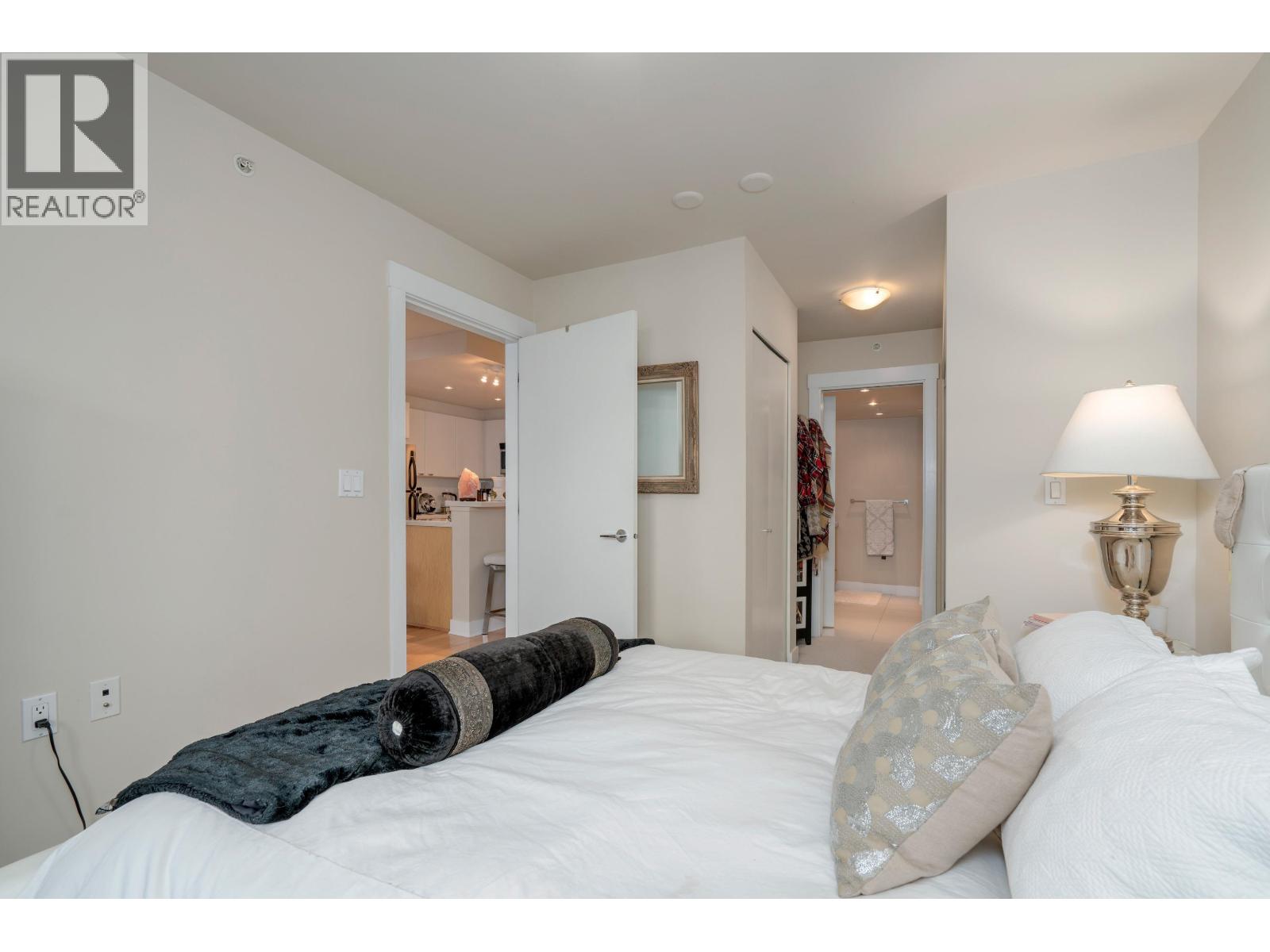 302 160 W 3rd Street, North Vancouver, British Columbia  V7M 0A9 - Photo 13 - R3095253