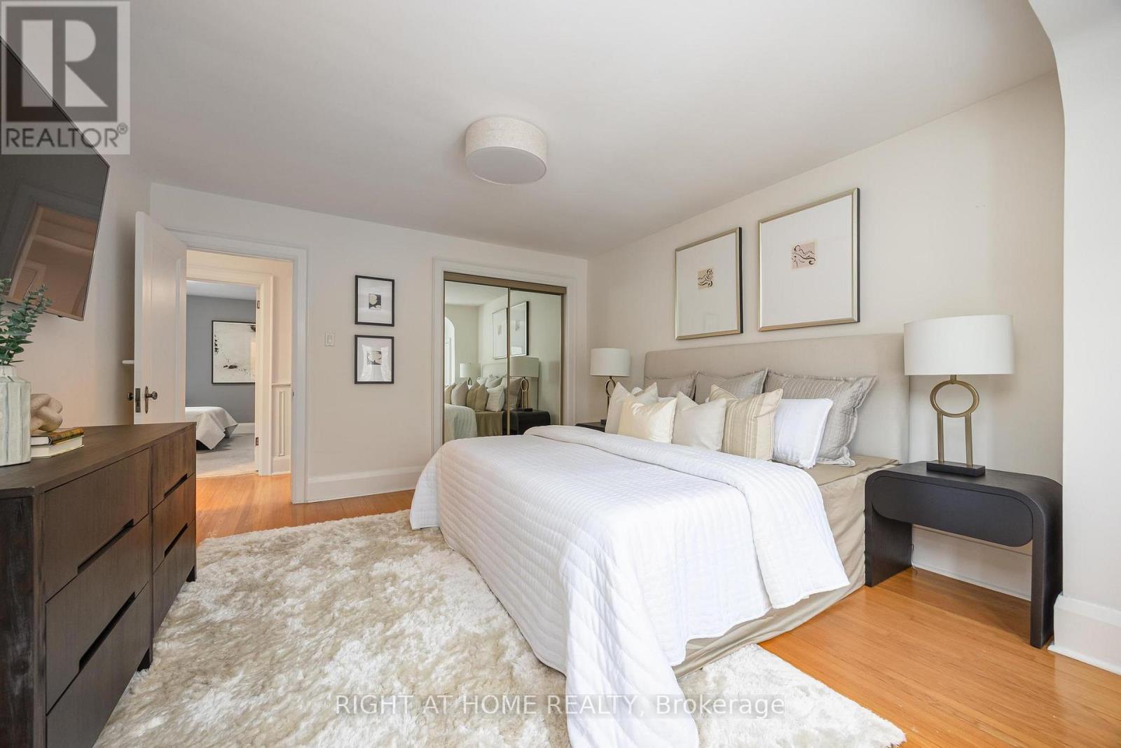 25 Fleming Crescent, Toronto, Ontario  M4G 2A9 - Photo 22 - C12845798