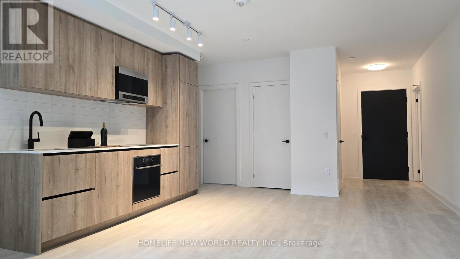 602 - 117 Broadway Avenue, Toronto, Ontario  M4P 1V3 - Photo 3 - C12845818