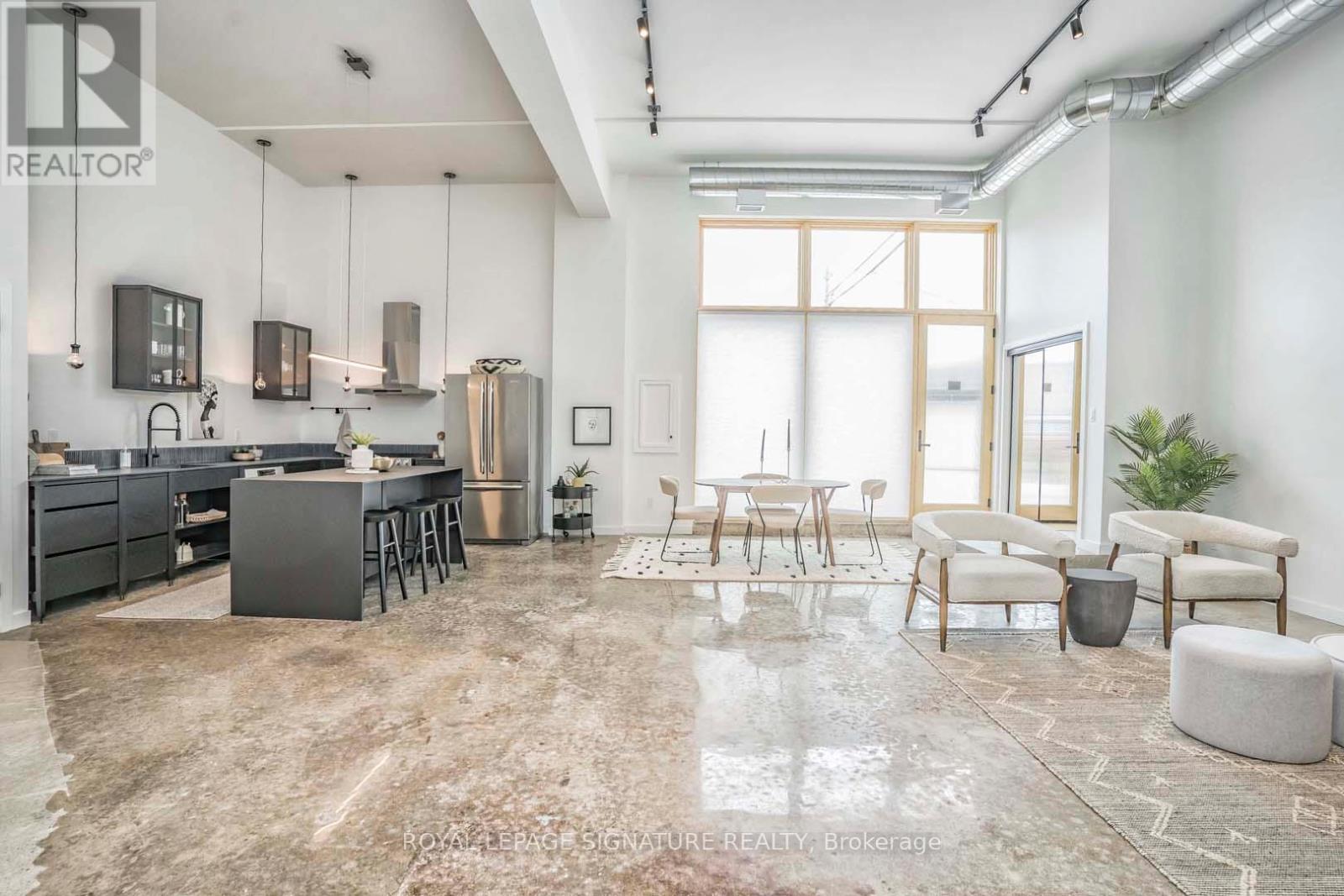 2 - 36 Geary Avenue, Toronto, Ontario  M6H 2B4 - Photo 11 - C12845868