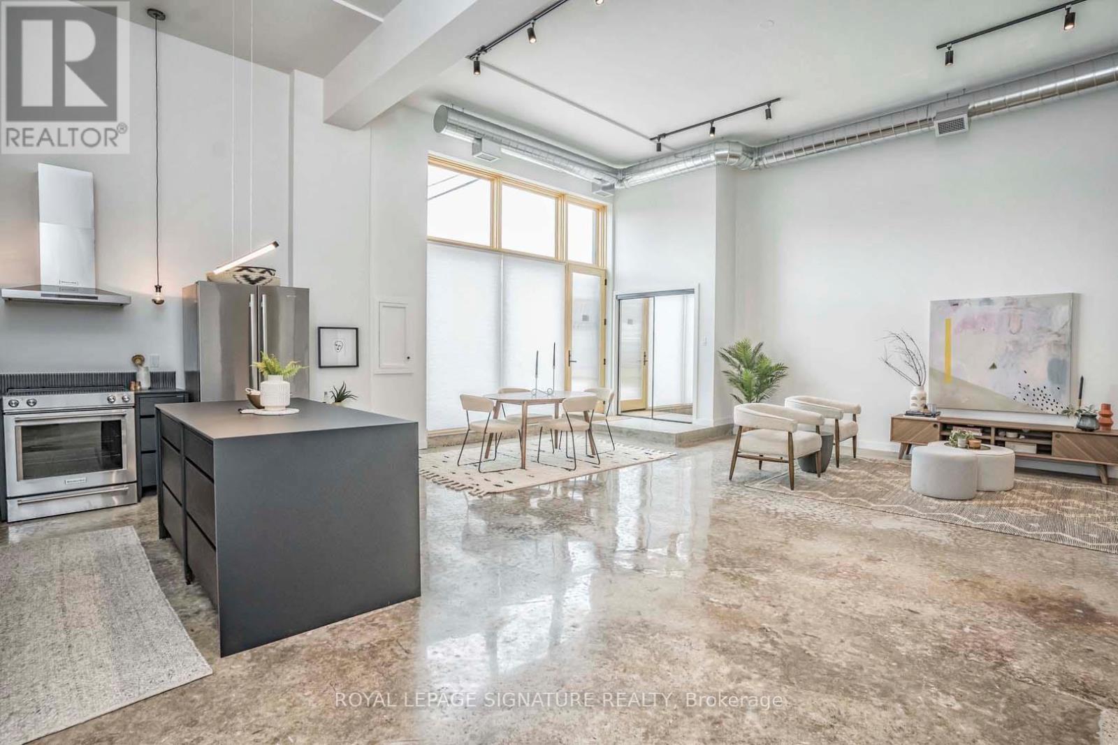 2 - 36 Geary Avenue, Toronto, Ontario  M6H 2B4 - Photo 12 - C12845868