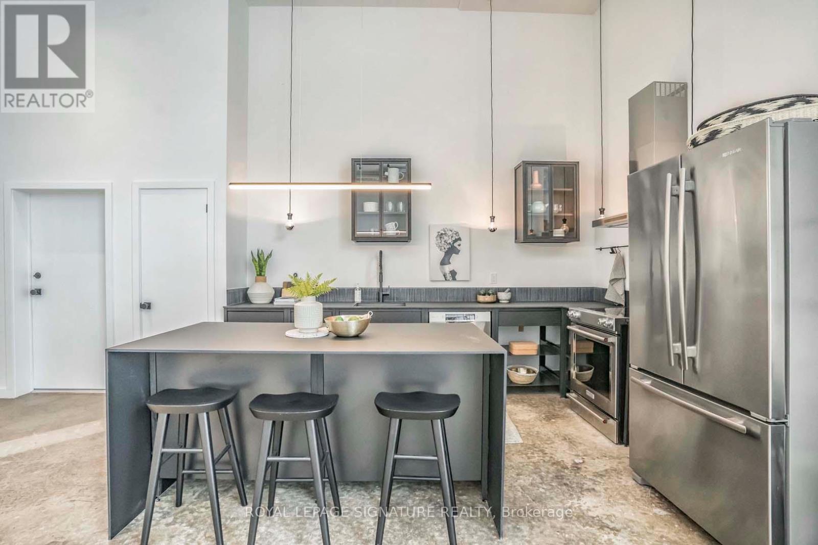 2 - 36 Geary Avenue, Toronto, Ontario  M6H 2B4 - Photo 14 - C12845868