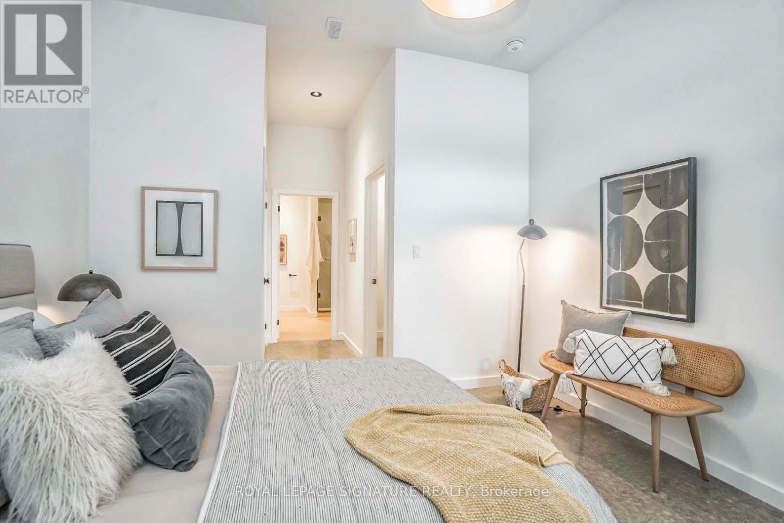 2 - 36 Geary Avenue, Toronto, Ontario  M6H 2B4 - Photo 23 - C12845868