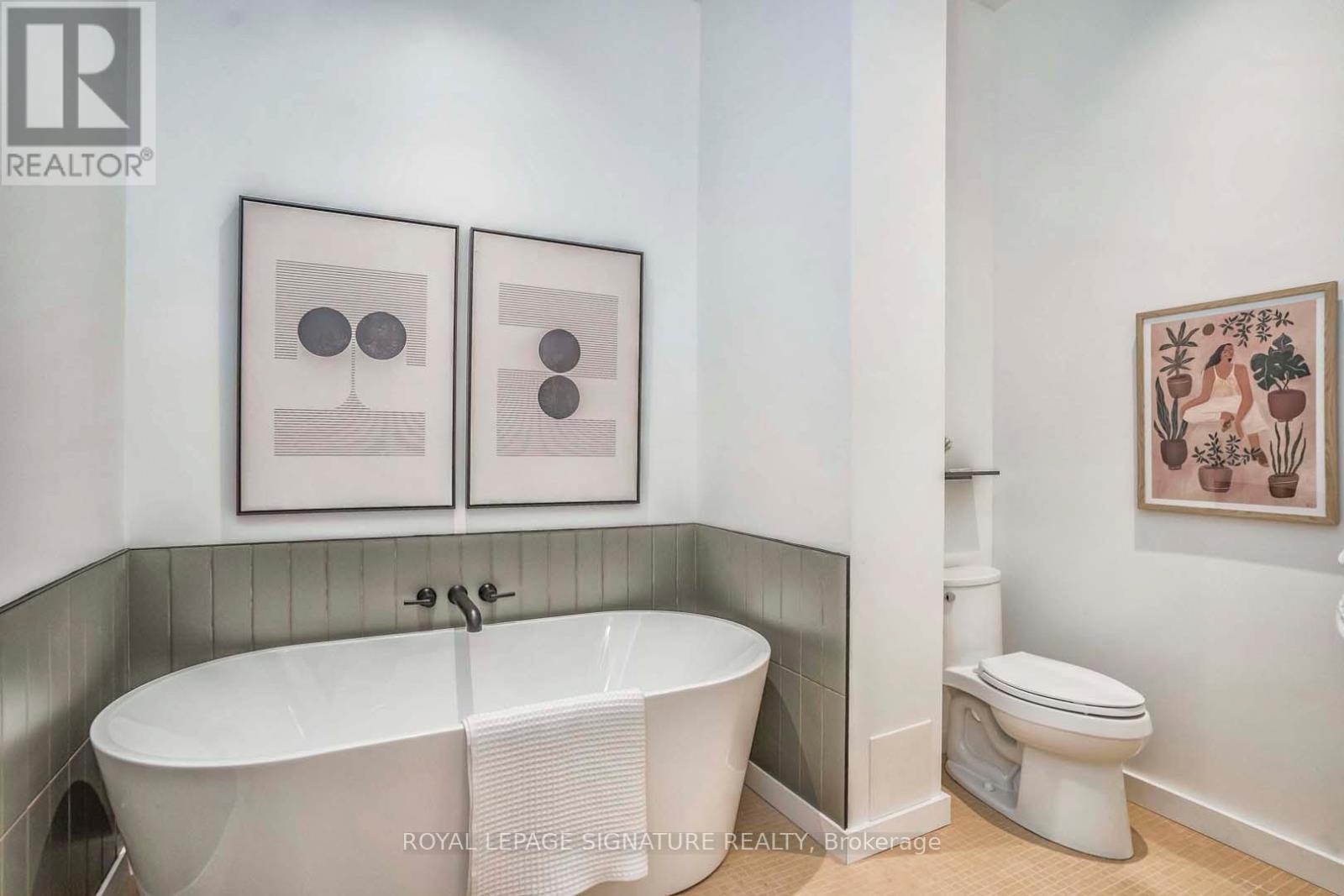 2 - 36 Geary Avenue, Toronto, Ontario  M6H 2B4 - Photo 28 - C12845868