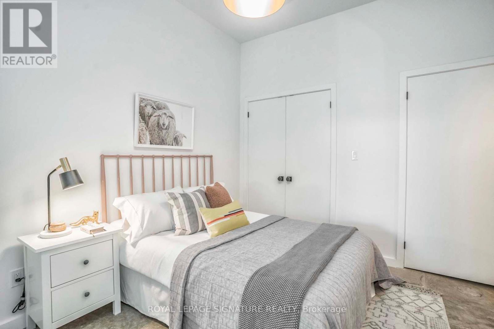 2 - 36 Geary Avenue, Toronto, Ontario  M6H 2B4 - Photo 31 - C12845868