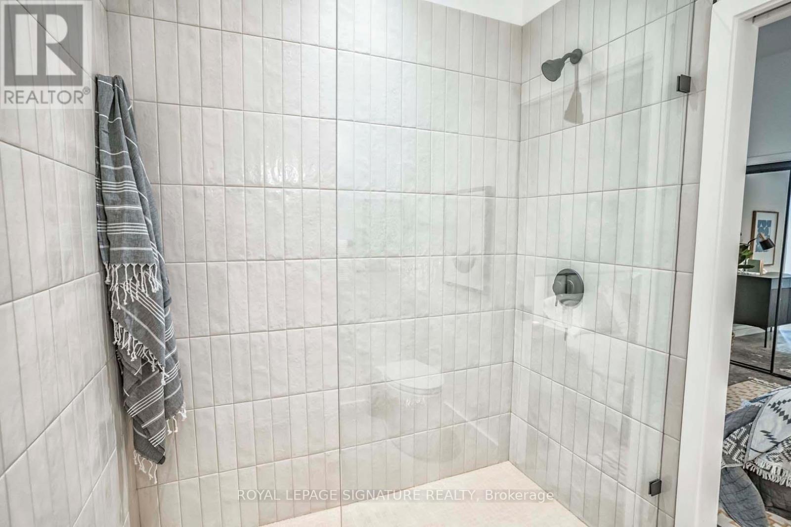2 - 36 Geary Avenue, Toronto, Ontario  M6H 2B4 - Photo 42 - C12845868