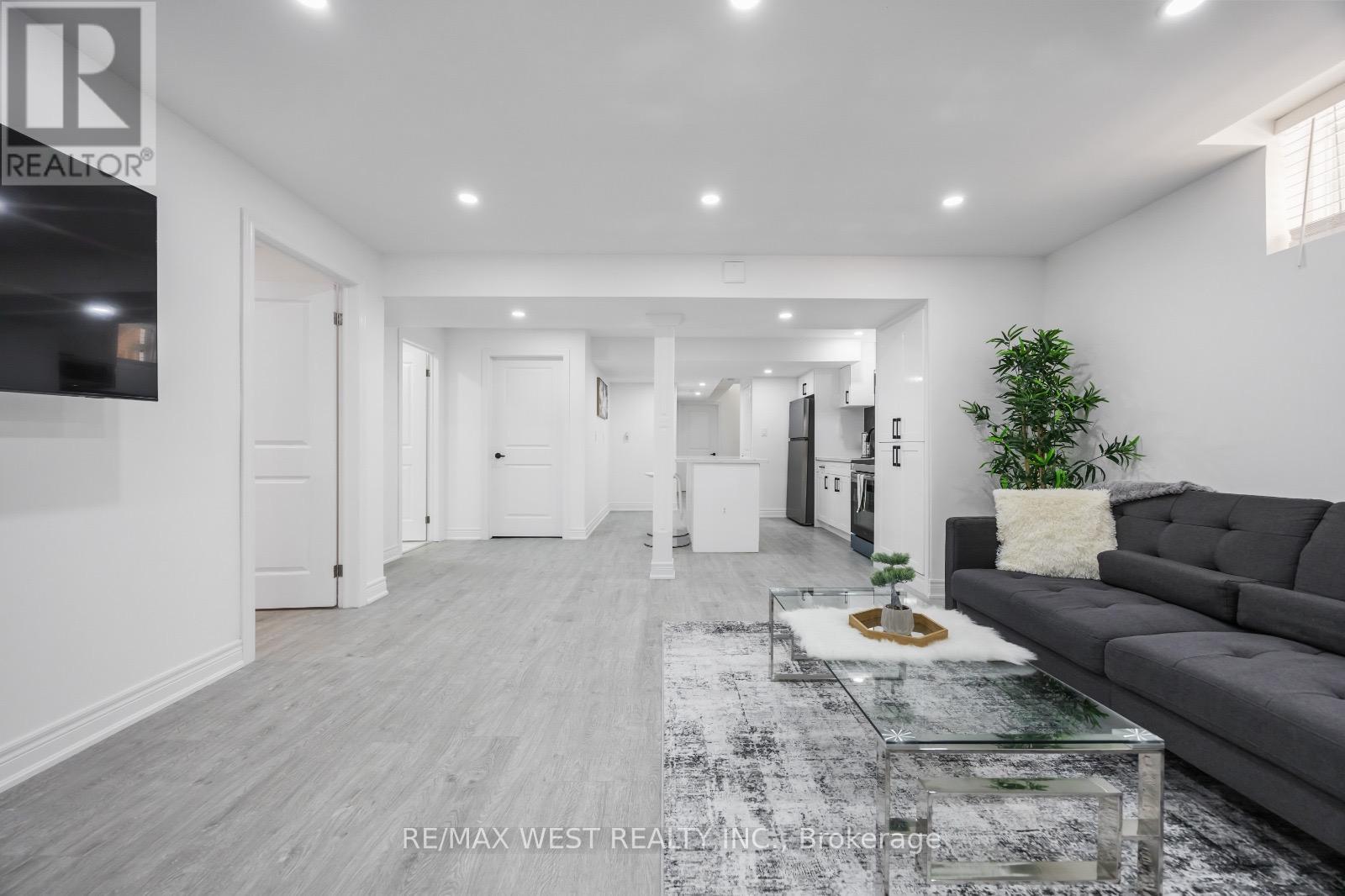 Bsmt - 339 Fleetwood Drive, Oshawa, Ontario  L1K 3G2 - Photo 10 - E12845824