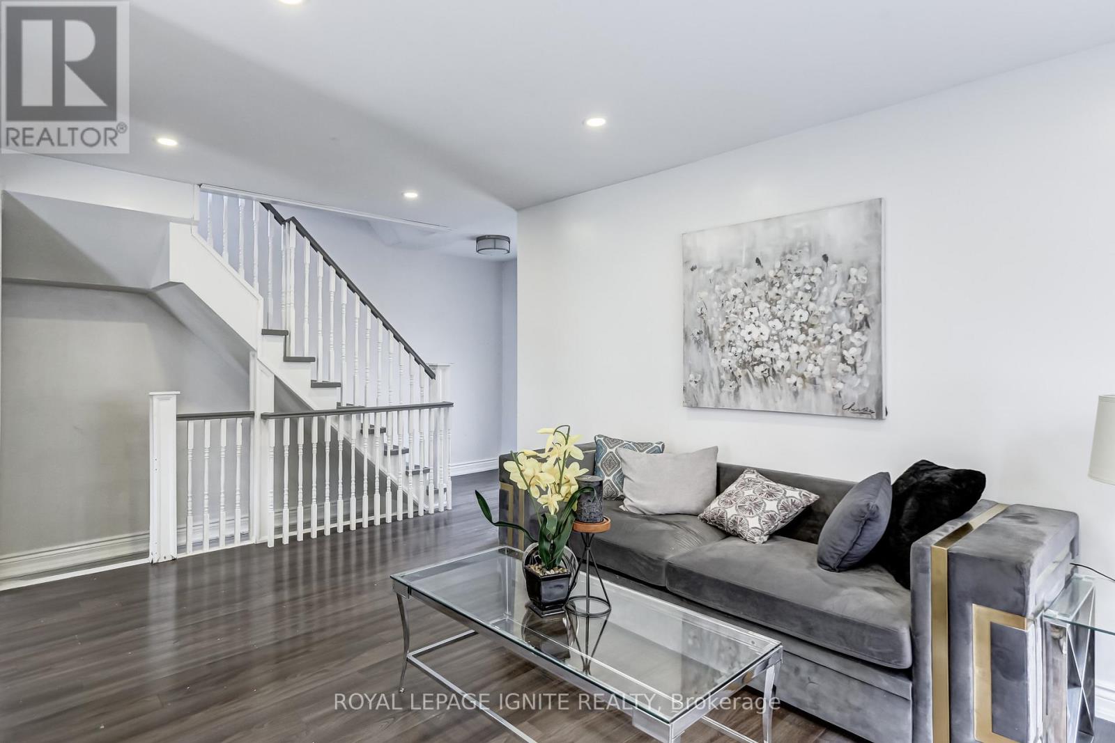 172 Radford Drive, Ajax, Ontario  L1T 2C2 - Photo 10 - E12845894