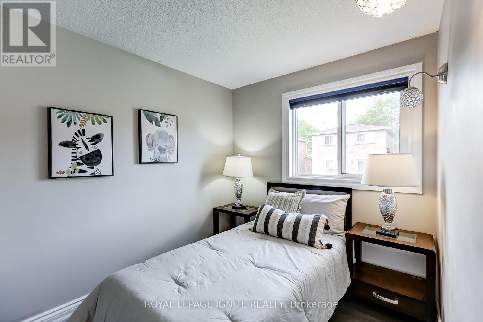 172 Radford Drive, Ajax, Ontario  L1T 2C2 - Photo 18 - E12845894