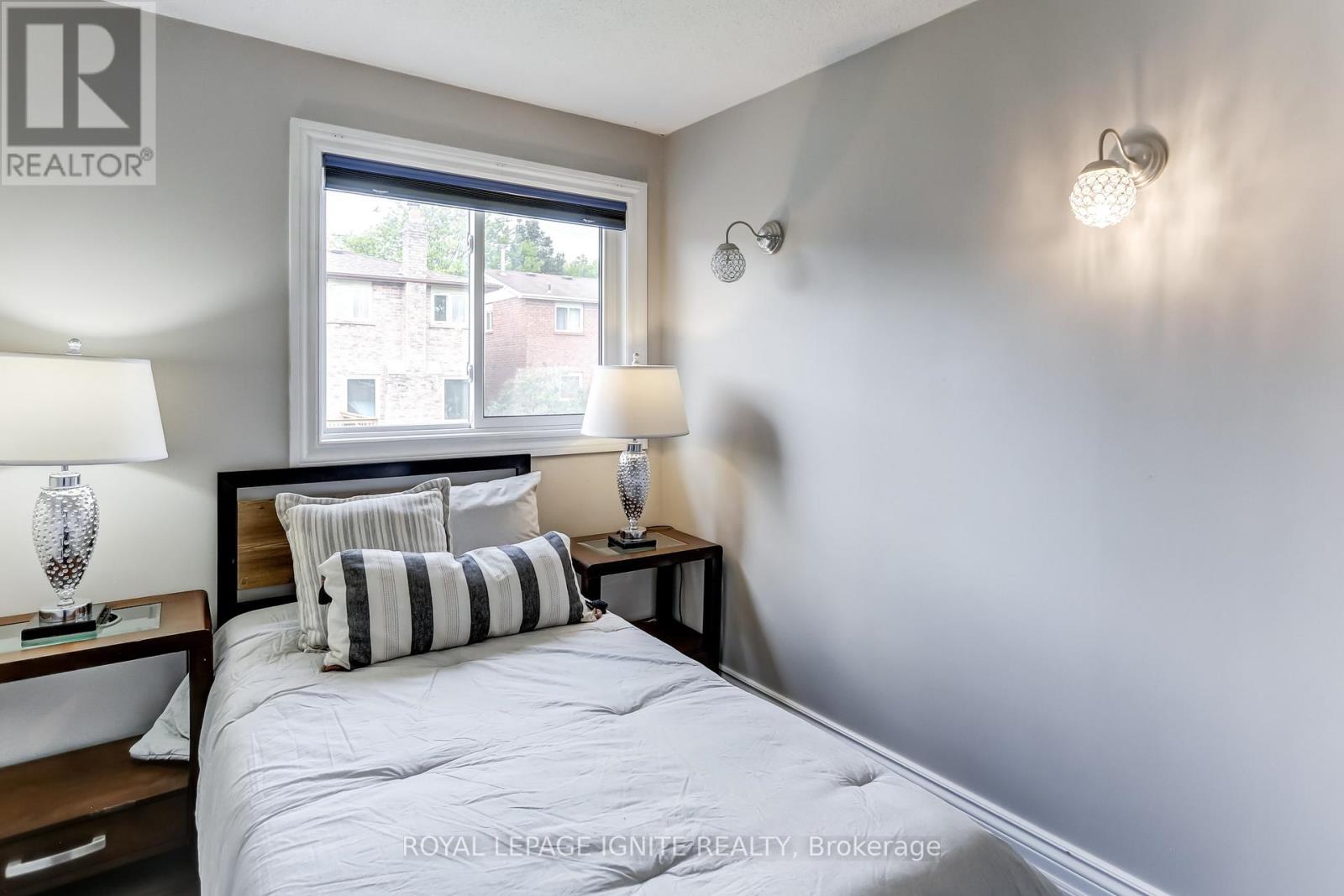 172 Radford Drive, Ajax, Ontario  L1T 2C2 - Photo 19 - E12845894