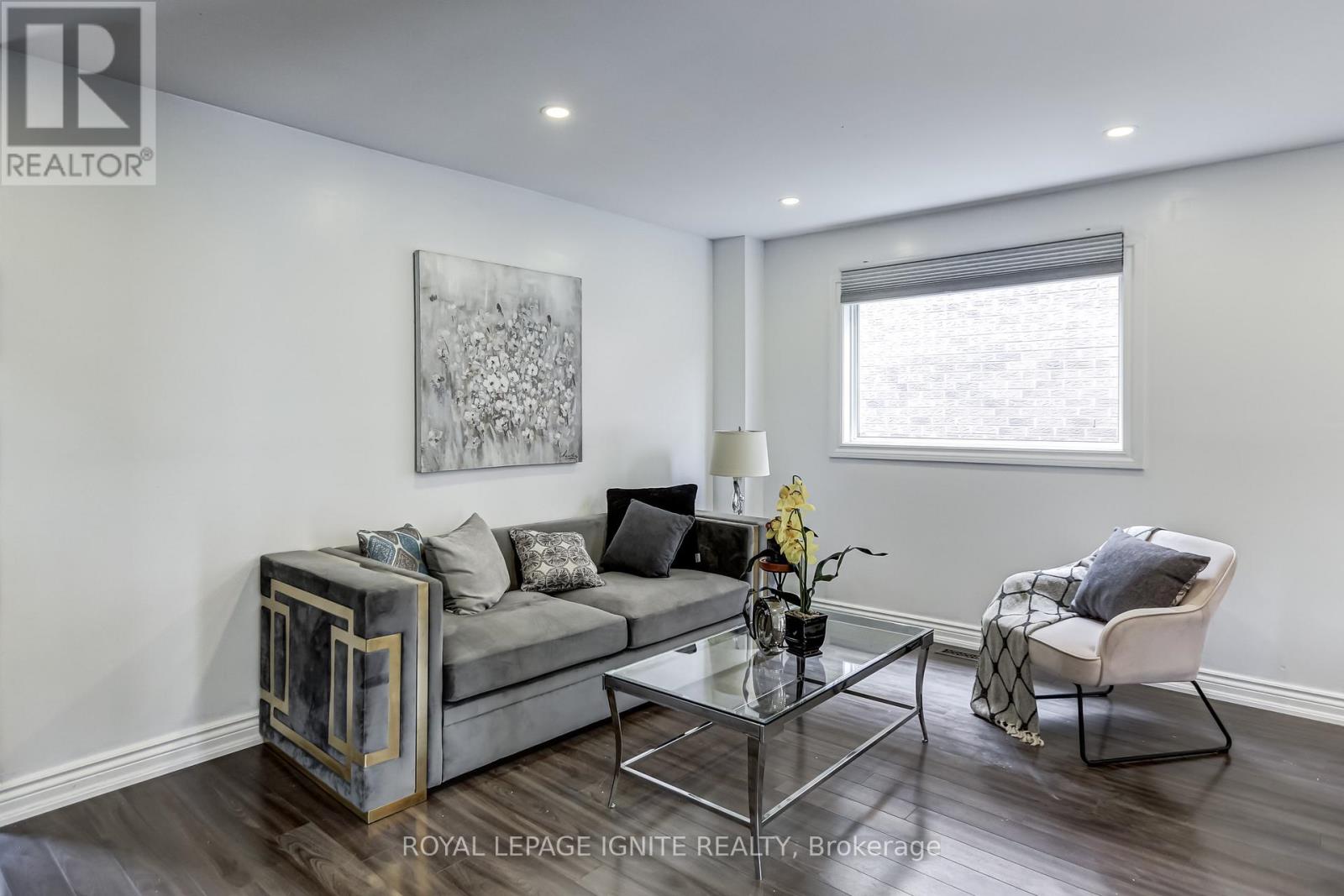 172 Radford Drive, Ajax, Ontario  L1T 2C2 - Photo 8 - E12845894