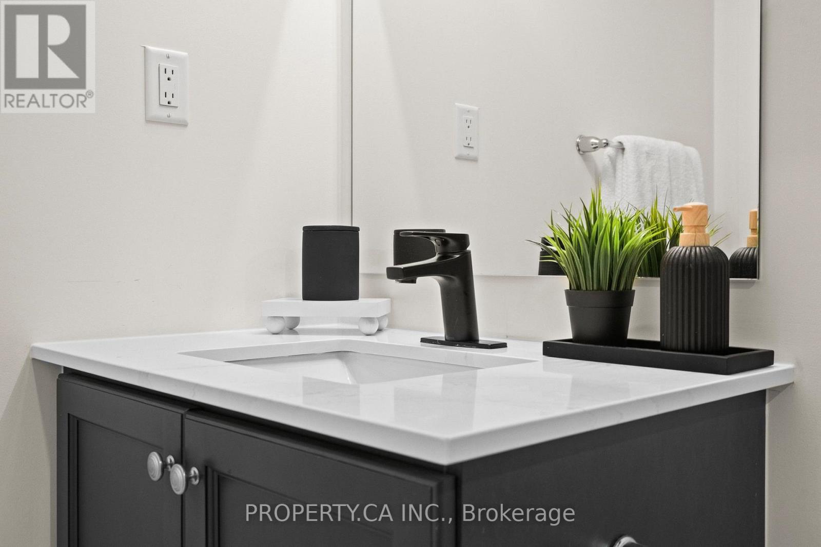 2207 - 58 Elizabeth Street S, Richmond Hill, Ontario  L4C 5W2 - Photo 15 - N12845888