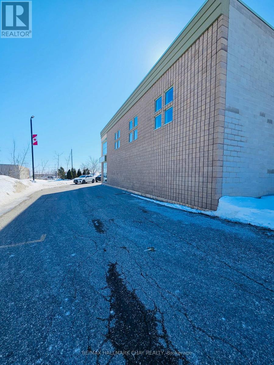 11 - 145 Welham Road, Barrie, Ontario  L4N 8Y3 - Photo 15 - S12845866