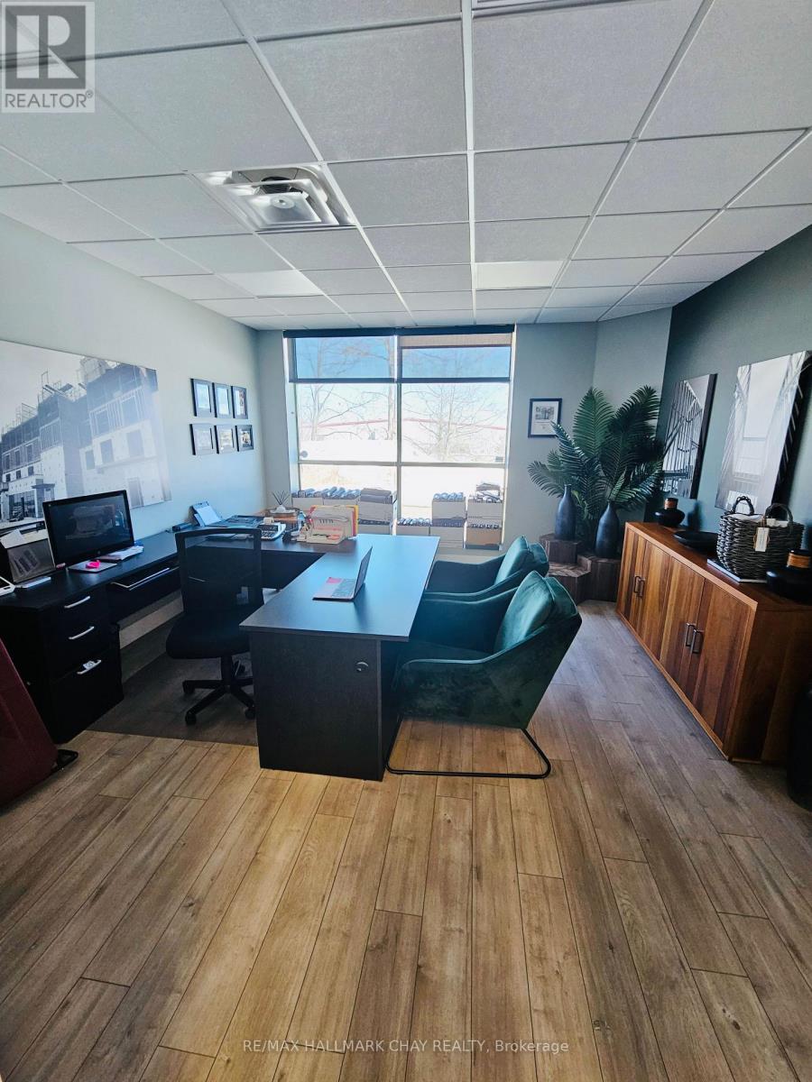 11 - 145 Welham Road, Barrie, Ontario  L4N 8Y3 - Photo 7 - S12845866