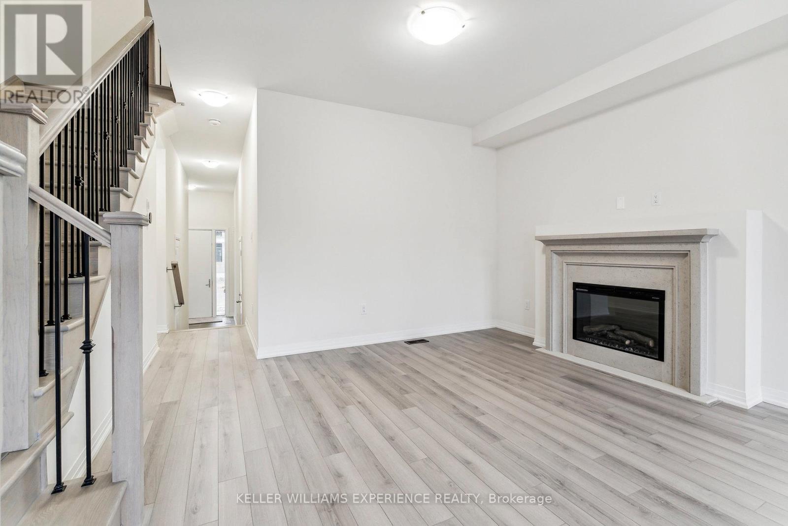 102 Turnberry Lane, Barrie (Painswick South), Ontario  L9J 0M3 - Photo 12 - S12845896