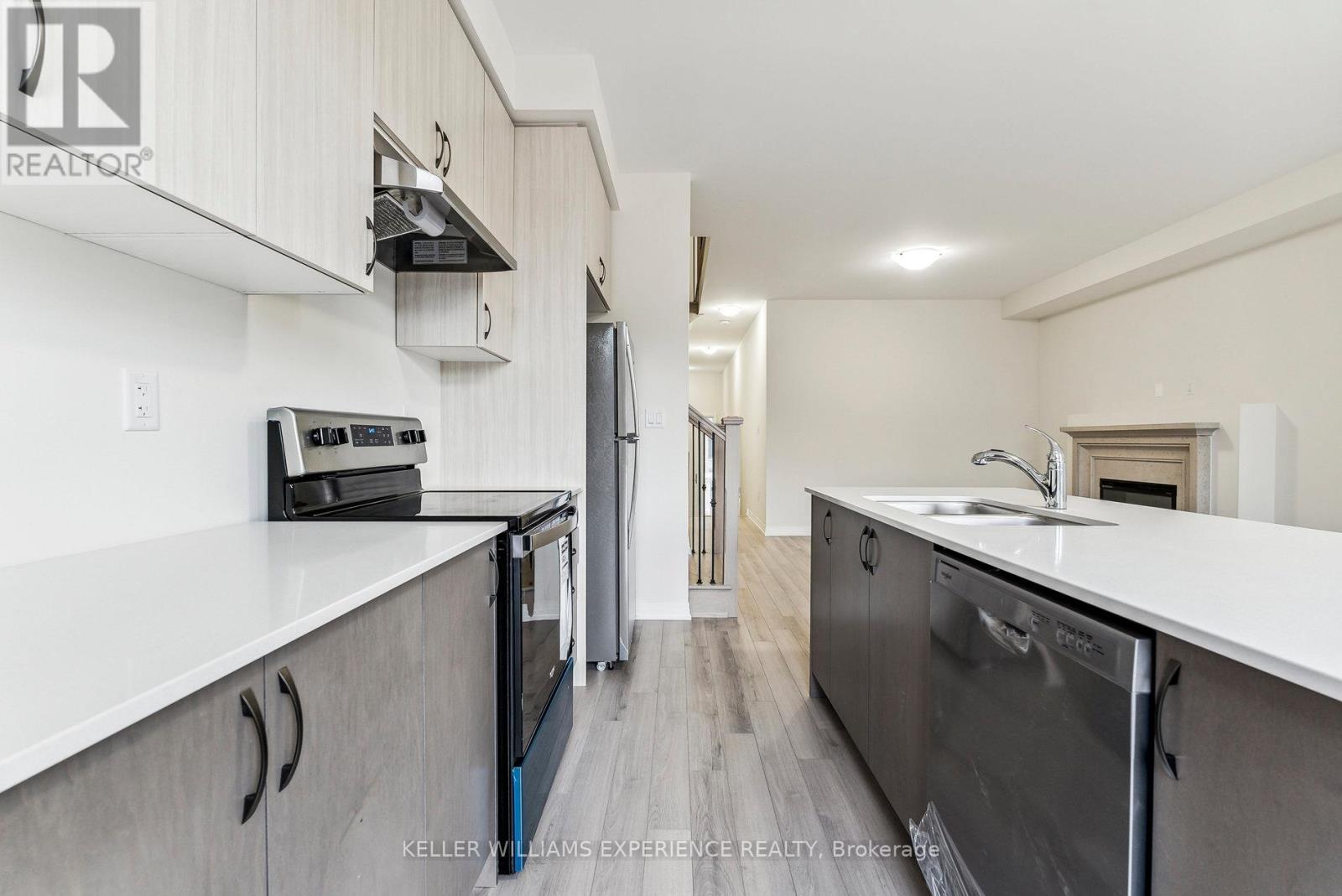 102 Turnberry Lane, Barrie (Painswick South), Ontario  L9J 0M3 - Photo 15 - S12845896