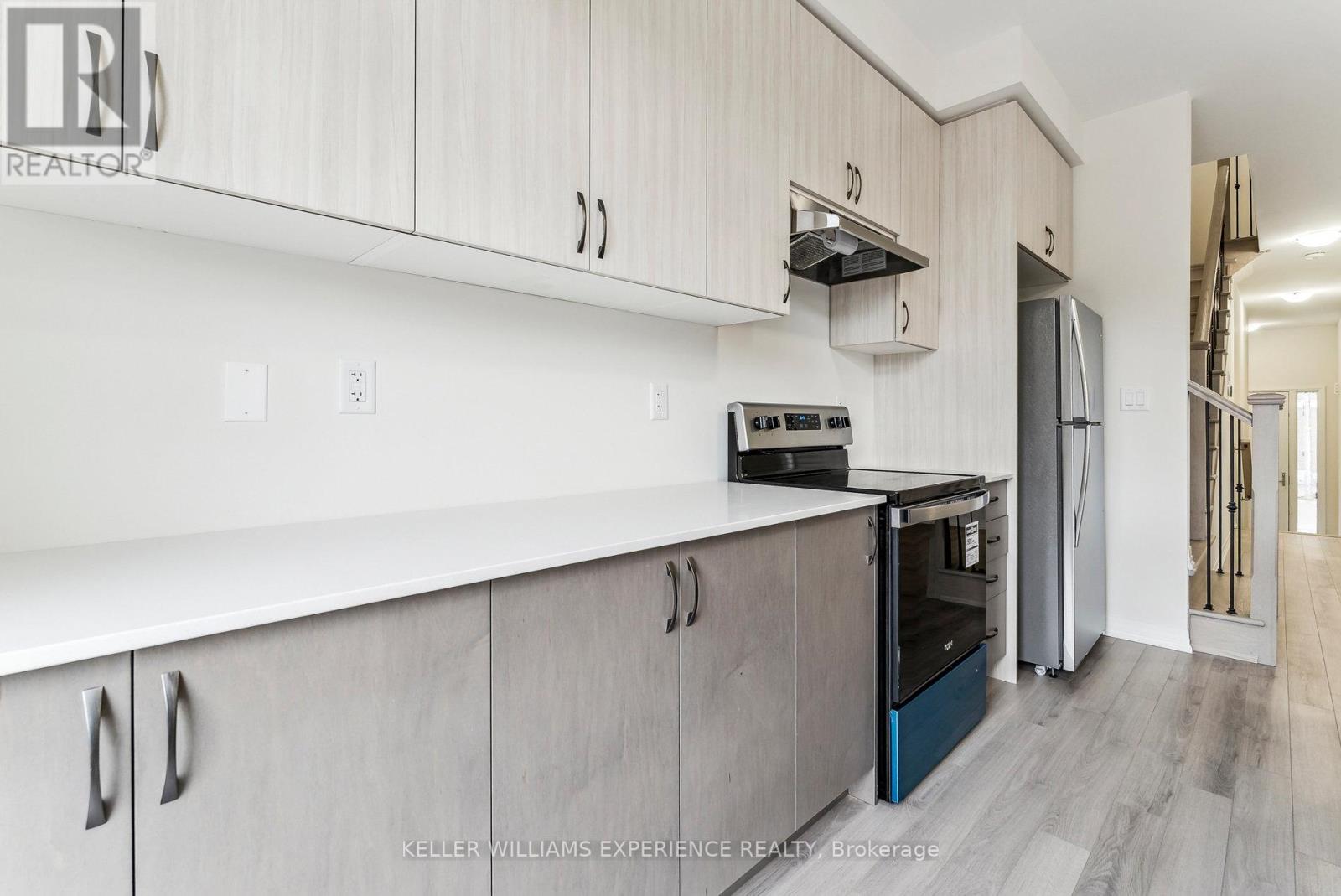 102 Turnberry Lane, Barrie (Painswick South), Ontario  L9J 0M3 - Photo 16 - S12845896