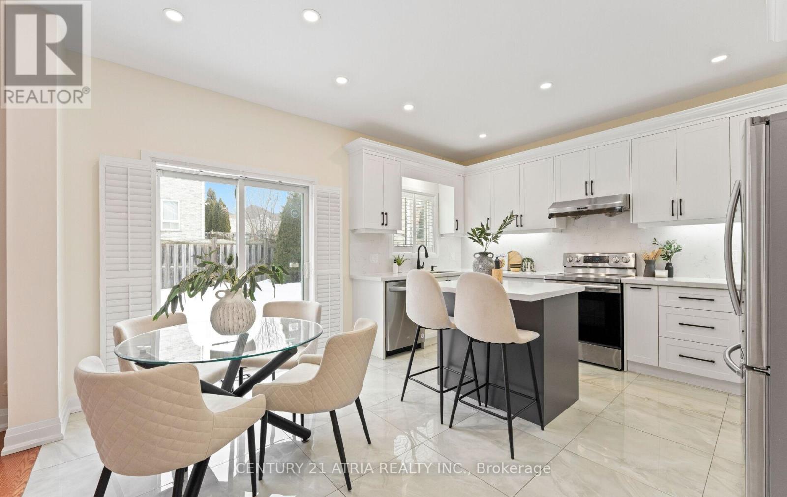 3 Oxfordshire Street, Markham (Berczy), Ontario  L6C 2Z8 - Photo 17 - N12844730