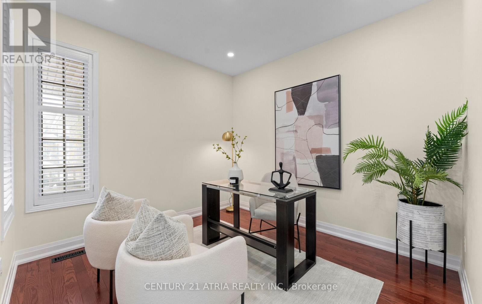 3 Oxfordshire Street, Markham (Berczy), Ontario  L6C 2Z8 - Photo 5 - N12844730