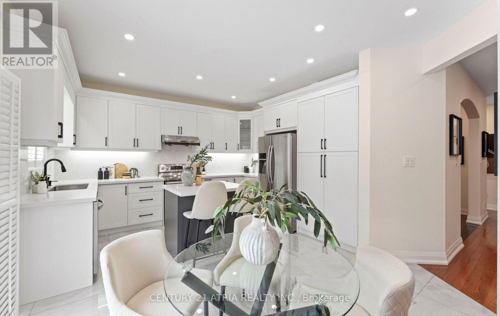 3 Oxfordshire Street, Markham (Berczy), Ontario  L6C 2Z8 - Photo 16 - N12844730