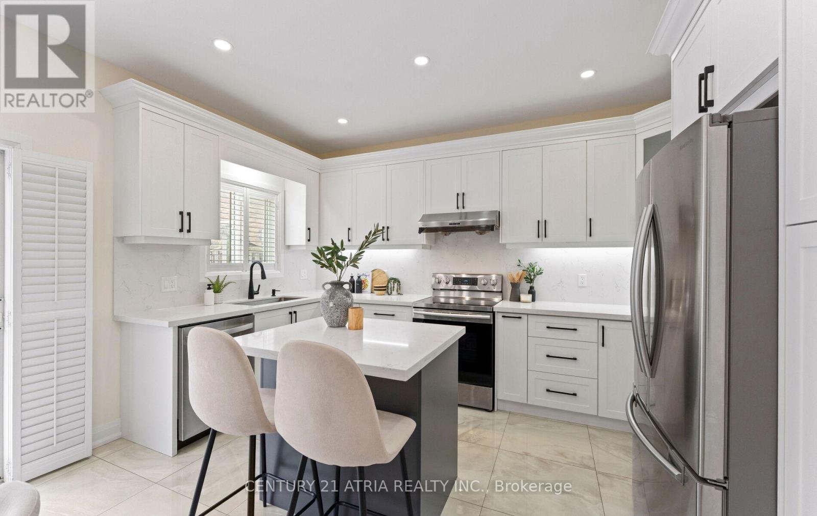 3 Oxfordshire Street, Markham (Berczy), Ontario  L6C 2Z8 - Photo 18 - N12844730