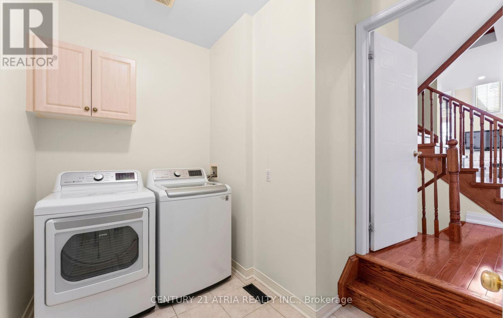 3 Oxfordshire Street, Markham (Berczy), Ontario  L6C 2Z8 - Photo 25 - N12844730