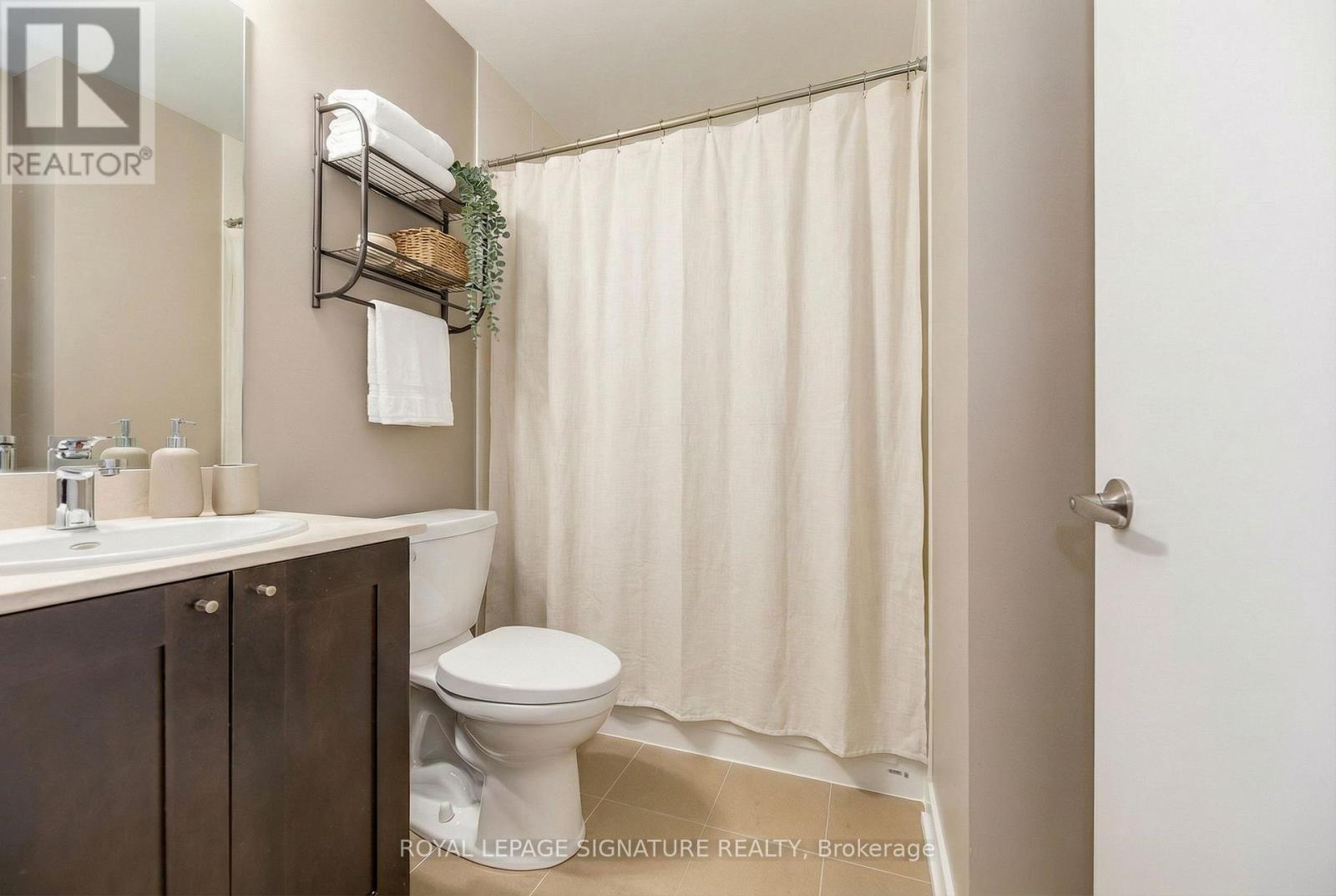 311 - 4070 Confederation Parkway, Mississauga, Ontario  L5B 0E9 - Photo 17 - W12843494