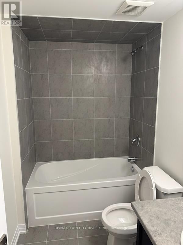 28 - 35 Fieldridge Crescent, Brampton, Ontario  L6R 0A7 - Photo 6 - W12845176