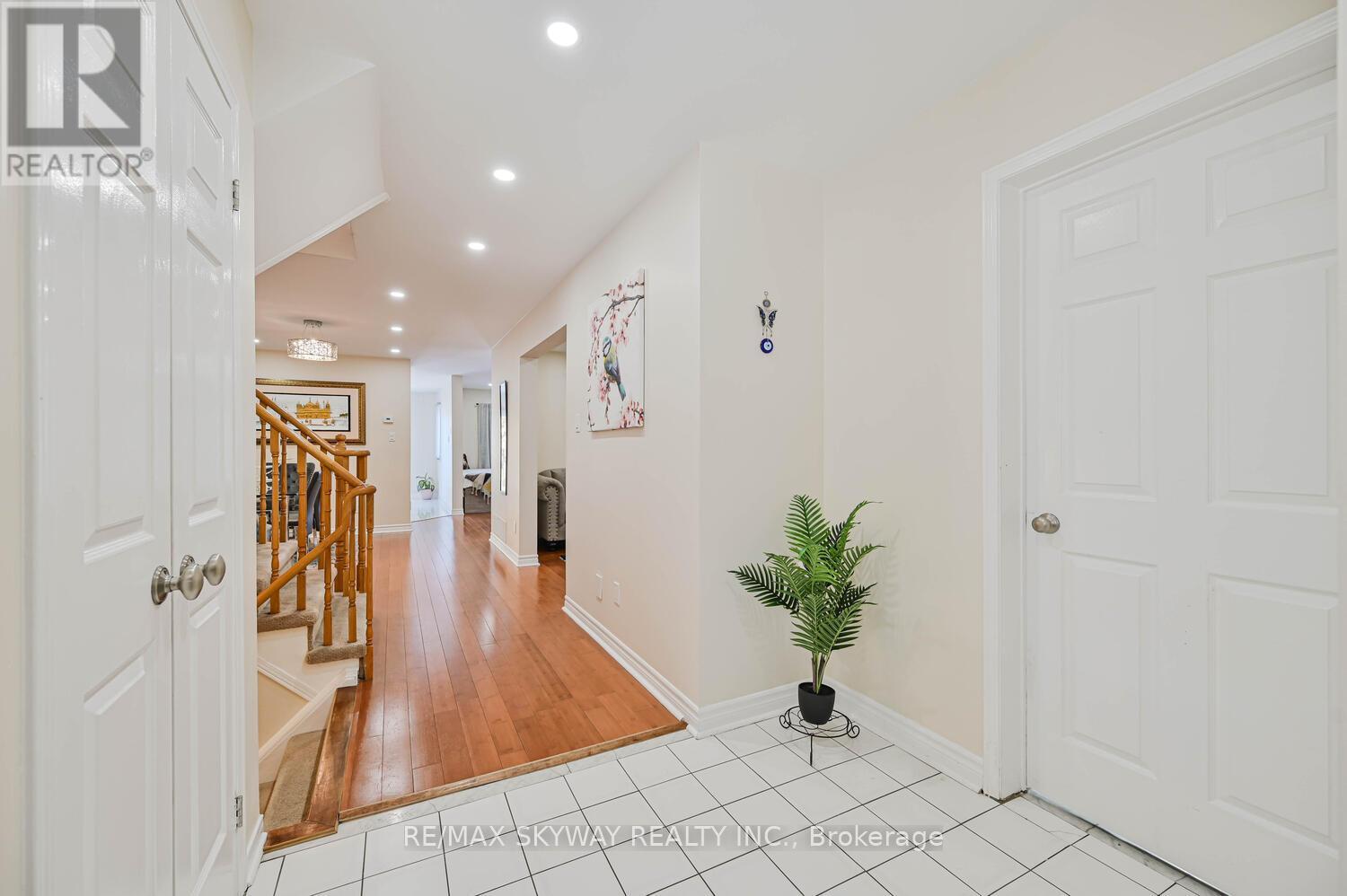 117 Richvale Drive S, Brampton, Ontario  L6Z 4G4 - Photo 7 - W12845122