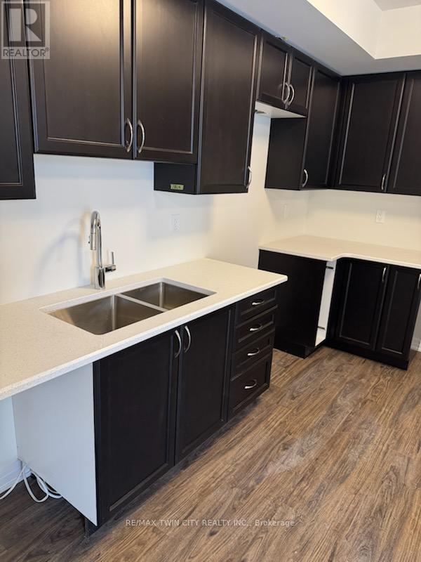 28 - 35 Fieldridge Crescent, Brampton, Ontario  L6R 0A7 - Photo 7 - W12845176