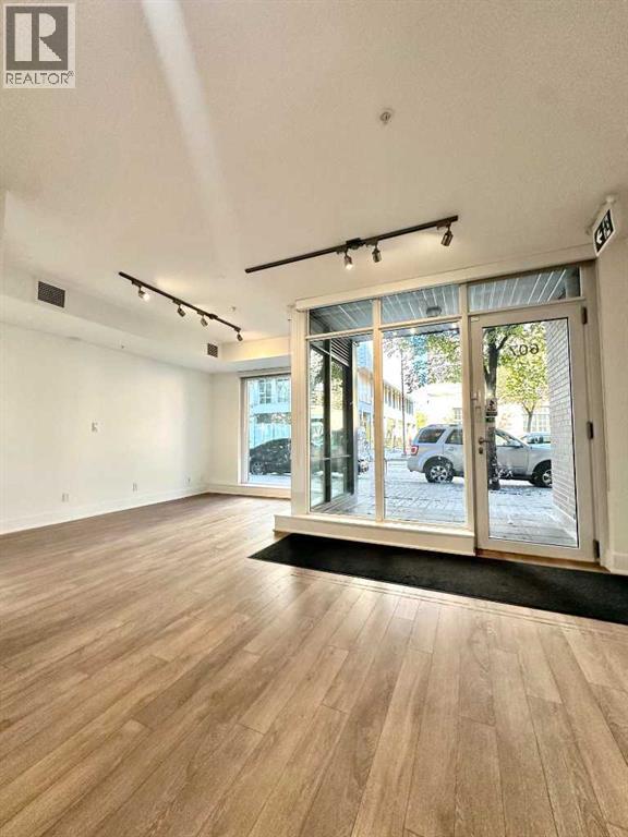 607 Confluence Way Se, Calgary, Alberta  T2G 1C3 - Photo 5 - A2266982