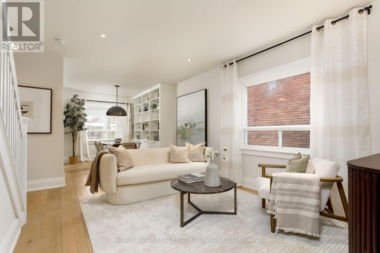 597 Beresford Avenue, Toronto, Ontario  M6S 3C2 - Photo 4 - W12845832