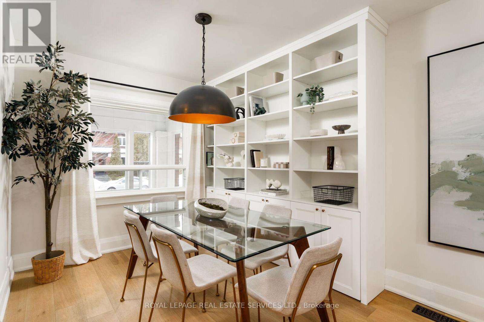 597 Beresford Avenue, Toronto, Ontario  M6S 3C2 - Photo 5 - W12845832