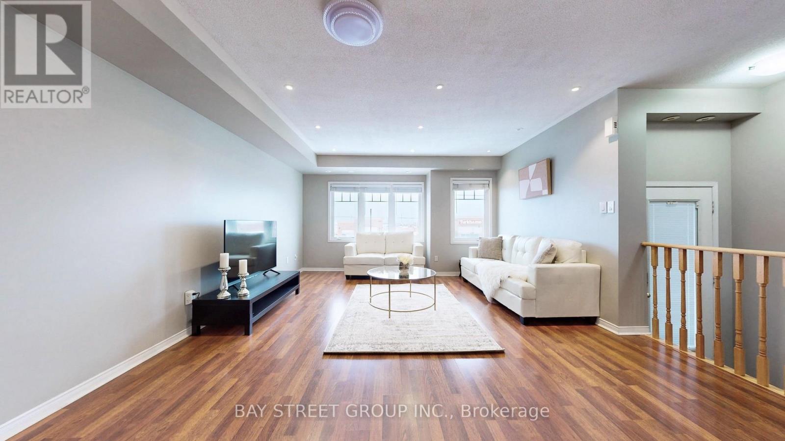 13 - 3975 Eglinton Avenue W, Mississauga, Ontario  L5M 0E7 - Photo 3 - W12845892