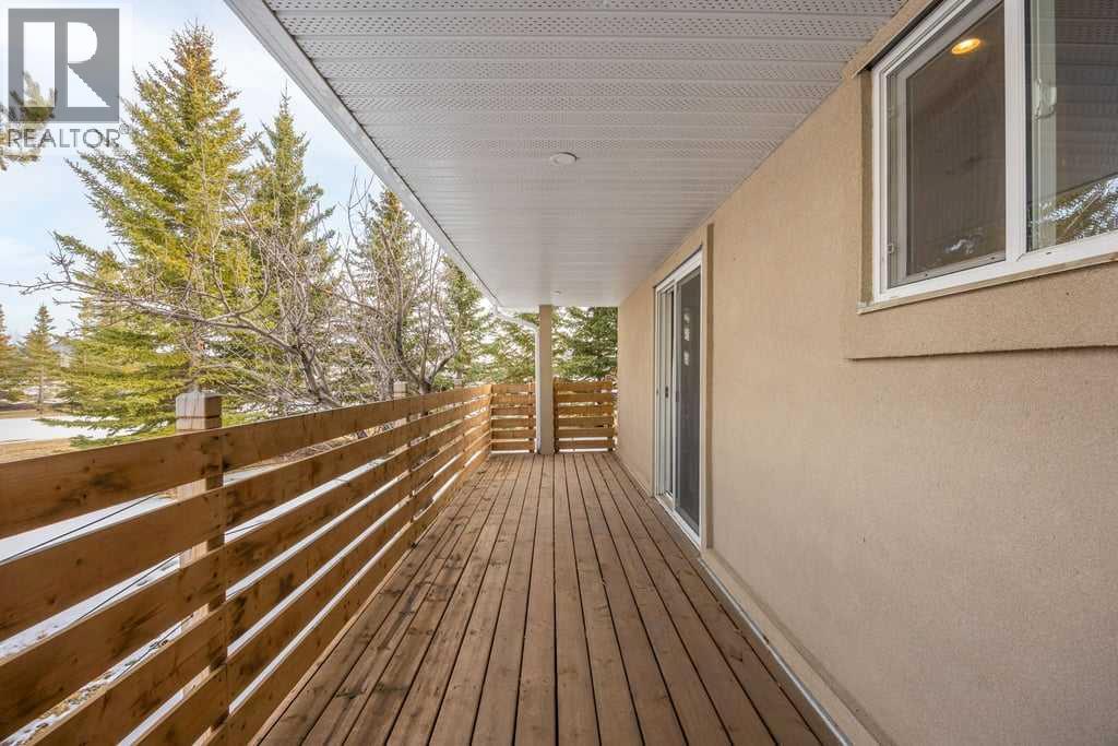 28 Crocus Ridge Point, Rural Rocky View County, Alberta  T3Z 1G4 - Photo 32 - A2290437