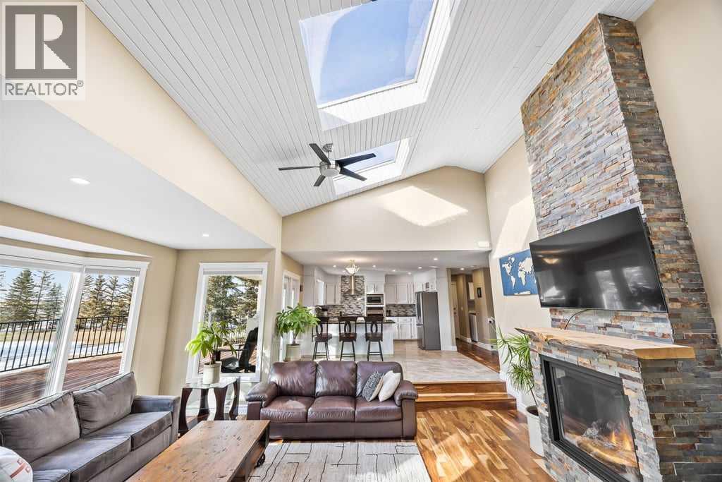 28 Crocus Ridge Point, Rural Rocky View County, Alberta  T3Z 1G4 - Photo 19 - A2290437