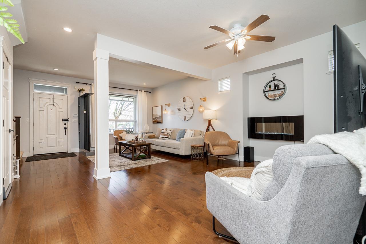 7350 194 Street, Surrey, British Columbia  V4N 6K1 - Photo 6 - R3096109