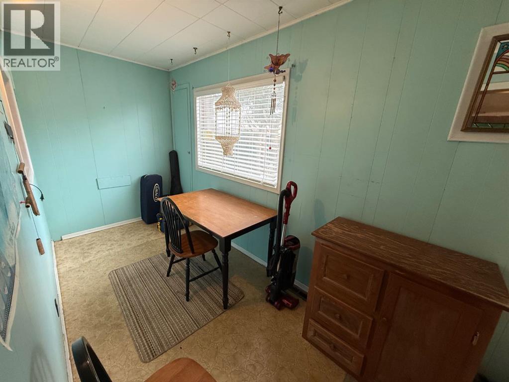 103 Belmont Crescent, Hinton, Alberta  T7V 1N6 - Photo 4 - A2290356