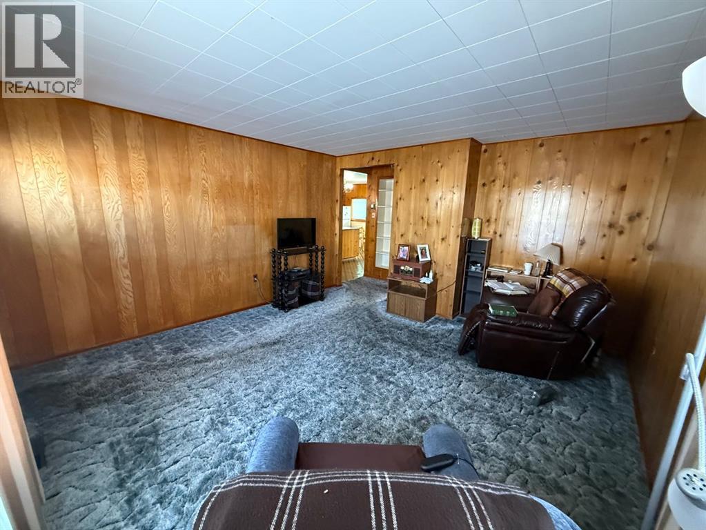 103 Belmont Crescent, Hinton, Alberta  T7V 1N6 - Photo 9 - A2290356