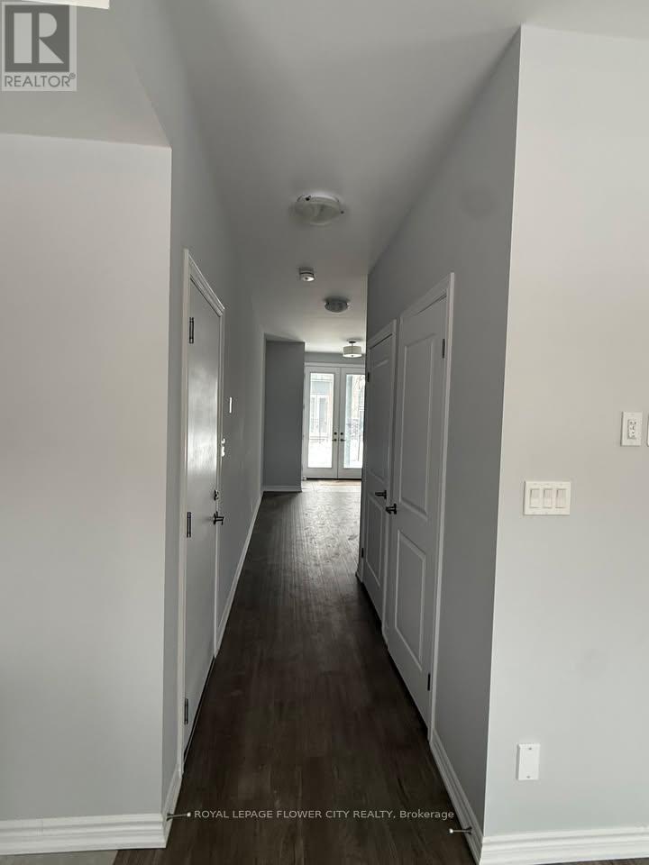 49 - 5672 Dorchester Road, Niagara Falls, Ontario  L2G 4Y8 - Photo 3 - X12845774