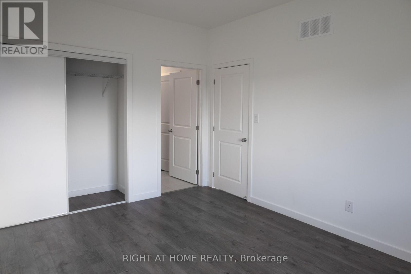 396 Chaffey Street, Welland, Ontario  L3B 2W4 - Photo 9 - X12845854