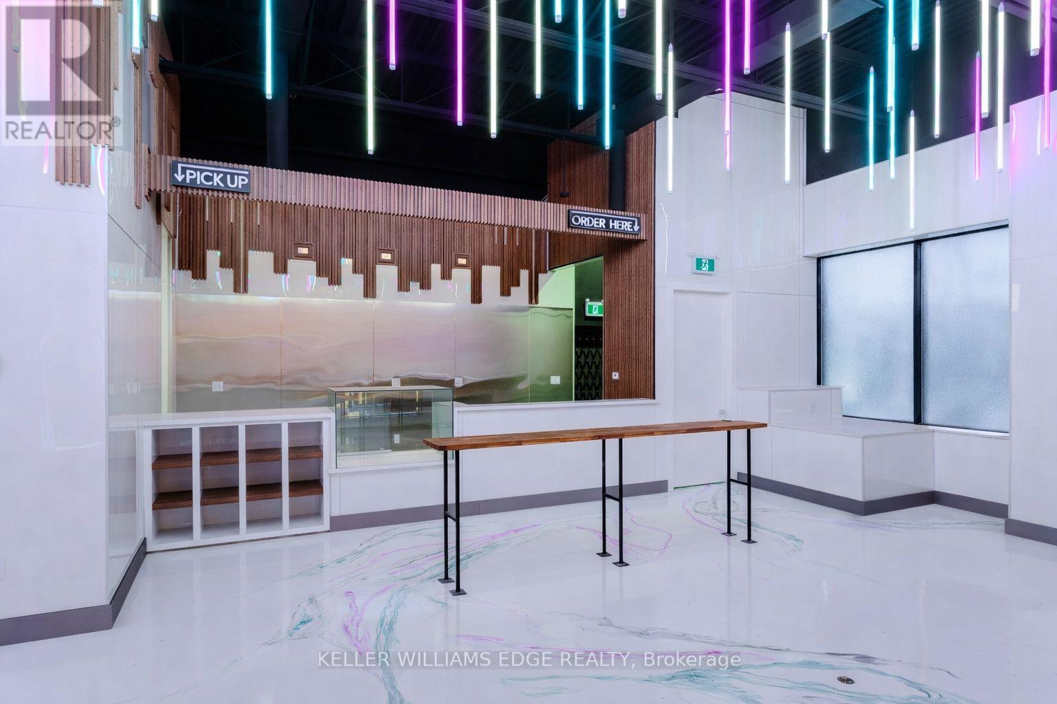 634 Upper James Street, Hamilton, Ontario  L9C 2Z2 - Photo 13 - X12845862