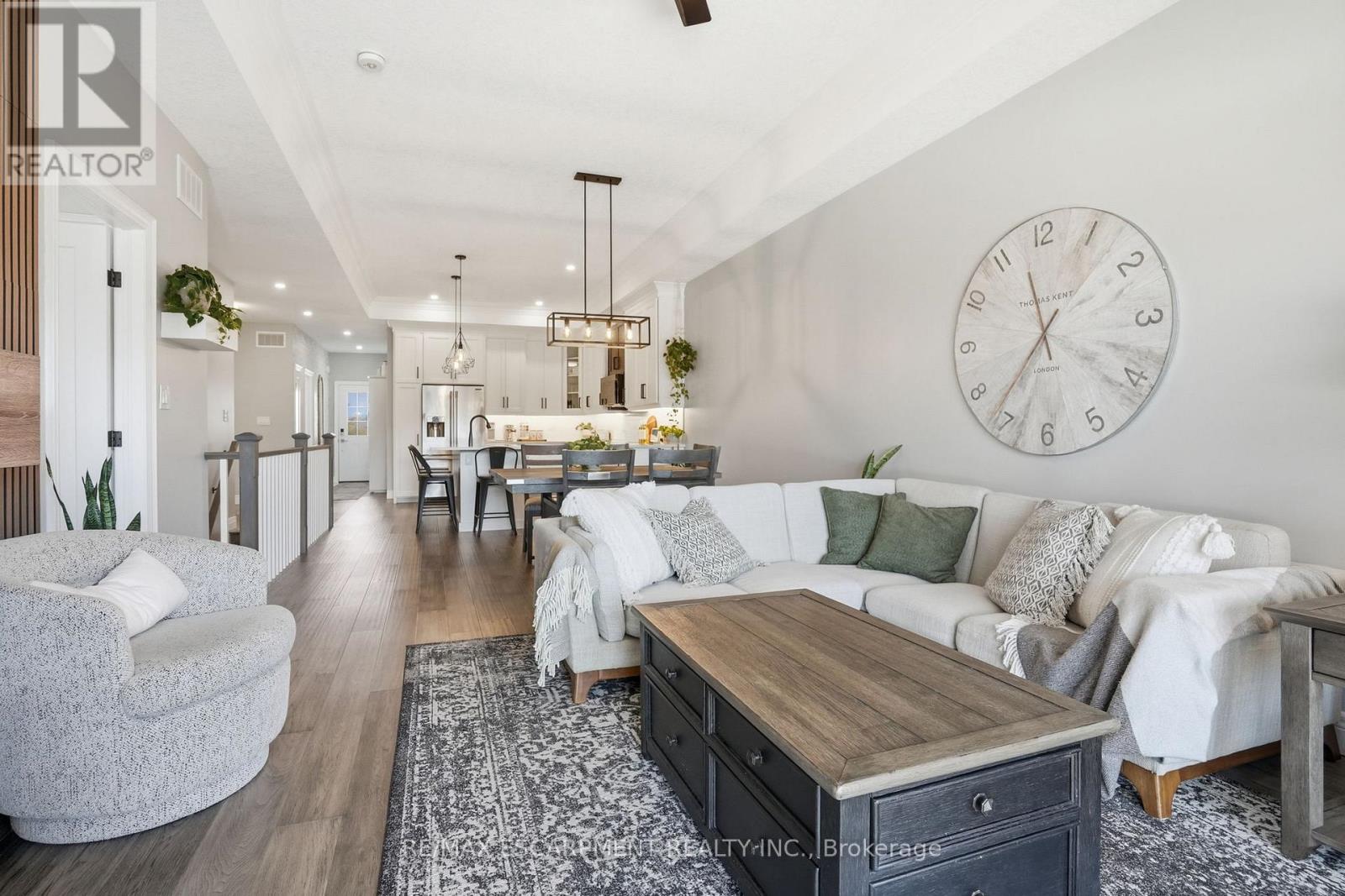 61a Haddington Street E, Haldimand, Ontario  N3W 2N4 - Photo 18 - X12845876