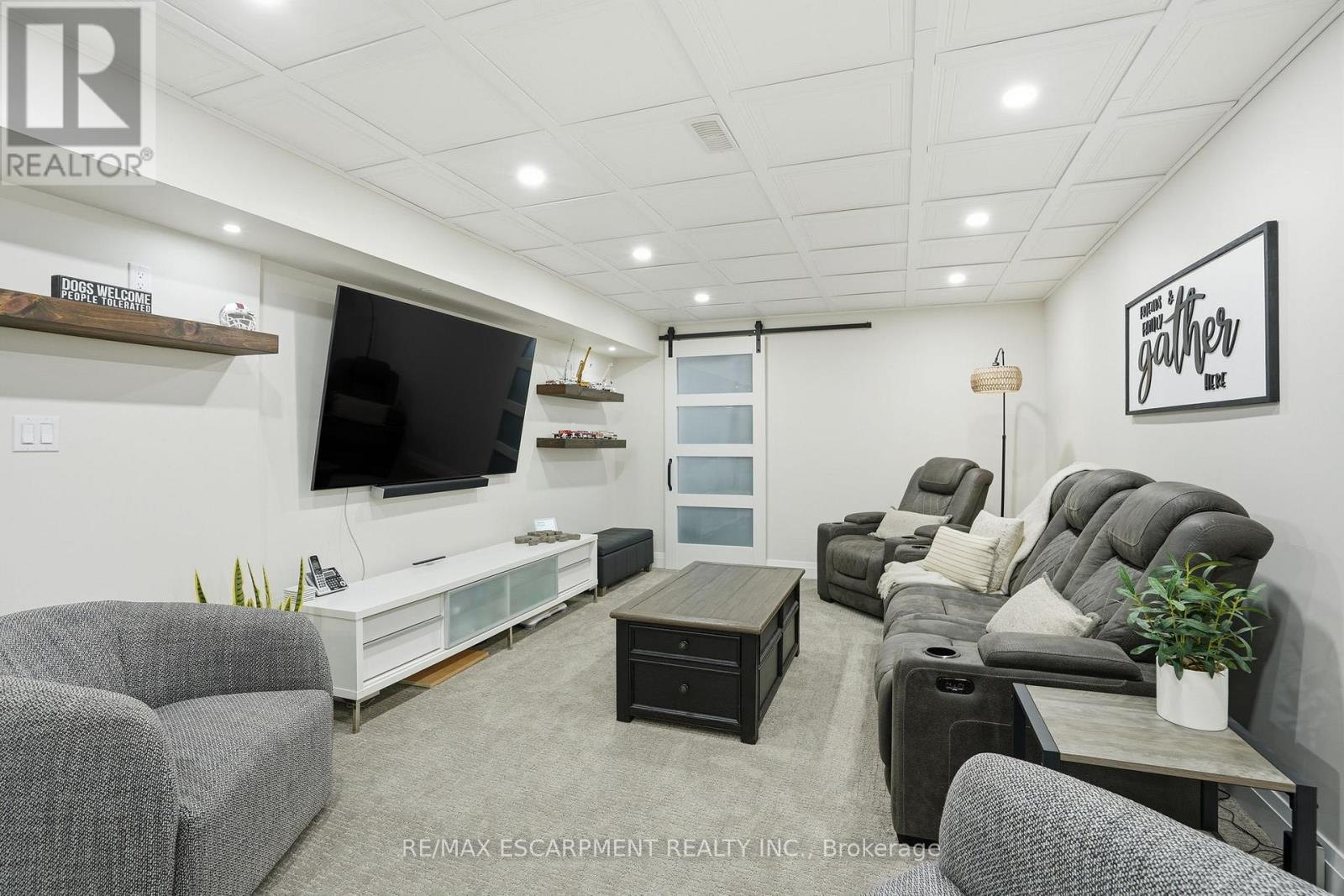 61a Haddington Street E, Haldimand, Ontario  N3W 2N4 - Photo 32 - X12845876