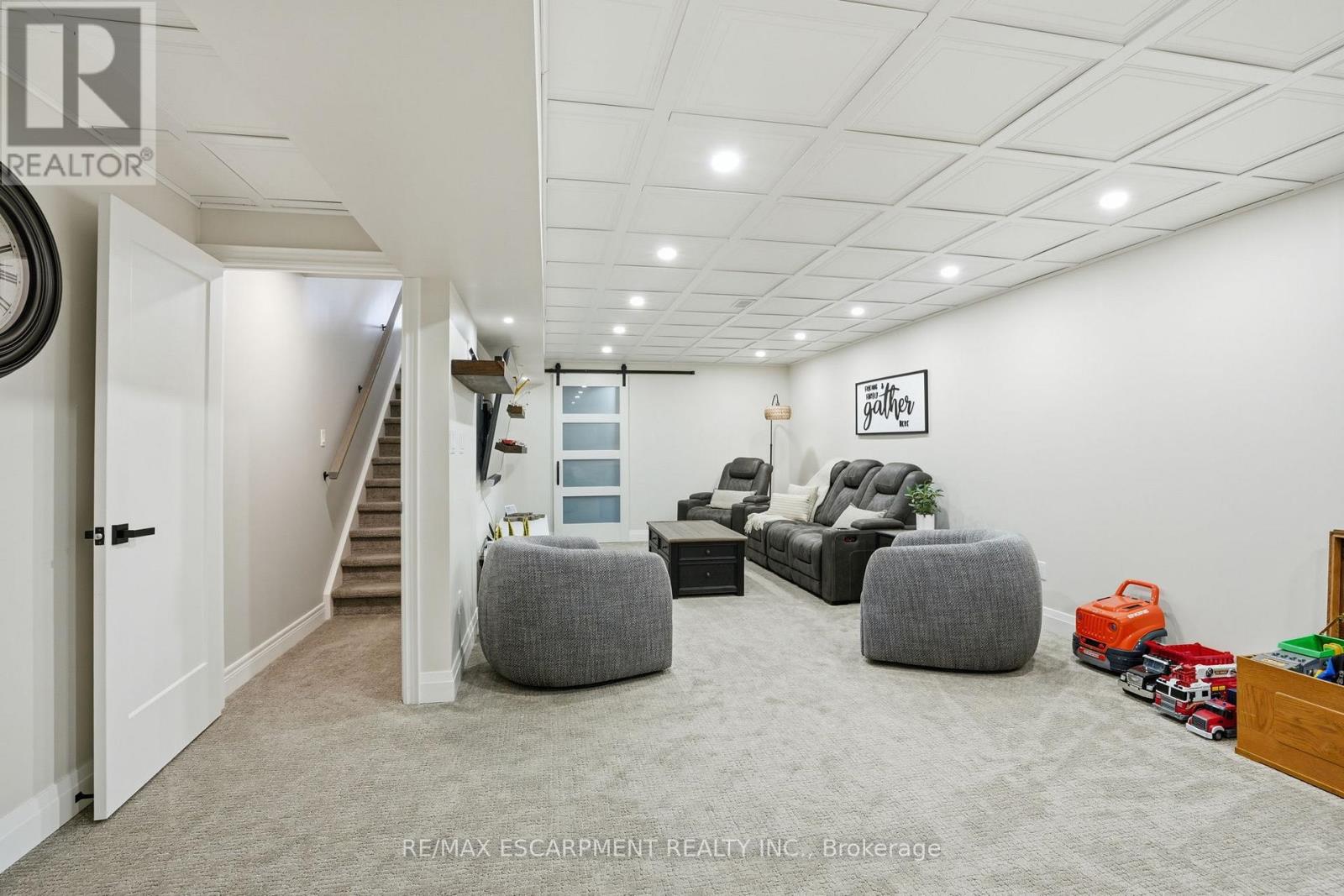 61a Haddington Street E, Haldimand, Ontario  N3W 2N4 - Photo 33 - X12845876